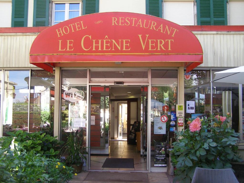 Logis Hotel-Restaurant Le Chene Vert Saint-Pourçain-sur-Sioule Eksteriør bilde